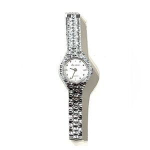 Vintage Silver Tone Dumai Women’s Watch Sparkly Diamond Cut Bracelet